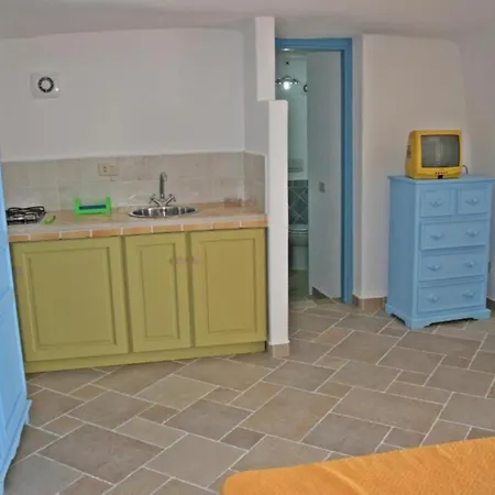 Maridea - Cave Ponza