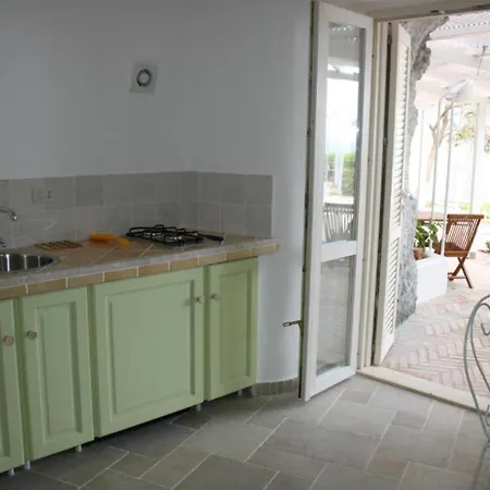 Maridea - Cave Ponza