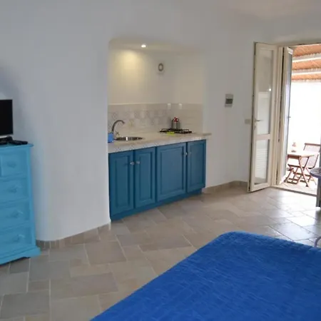 Maridea - Cave Ponza